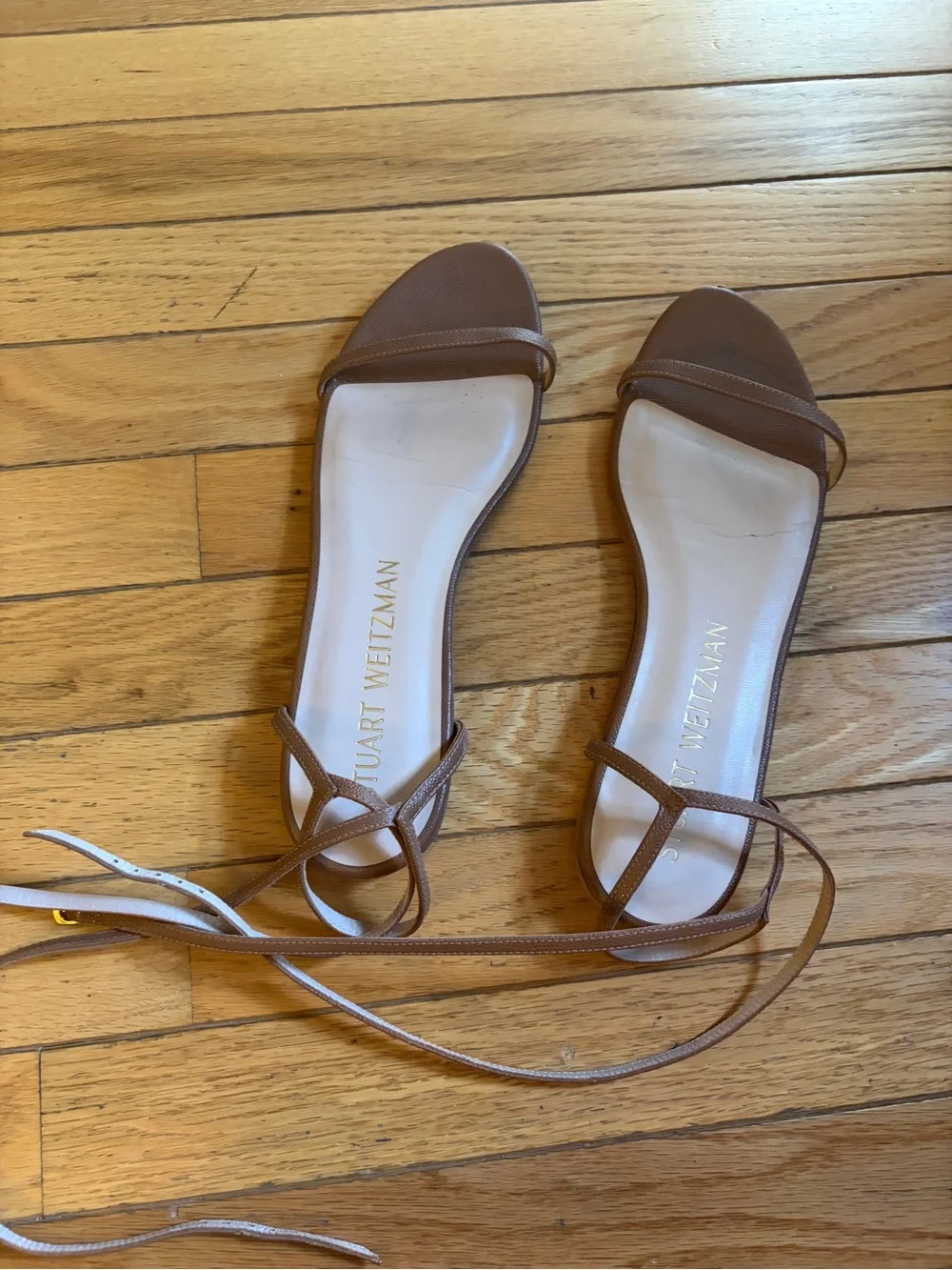 Stuart Weitzman Ankle Wrap Flat Leather Sandals in Camel size 9.5 women’s